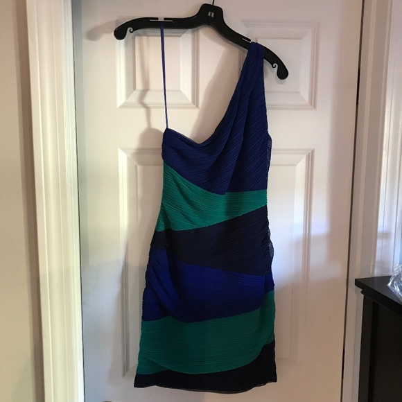 BCBG Size Small, One shoulder ruched dress - Picture 1 of 3